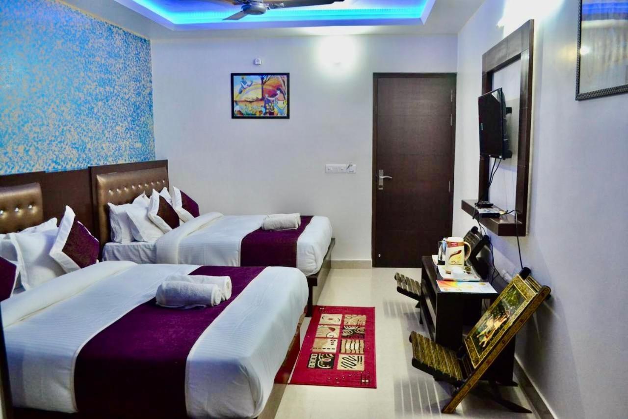Hotel Bri Elite Nagla Dhīmar Εξωτερικό φωτογραφία